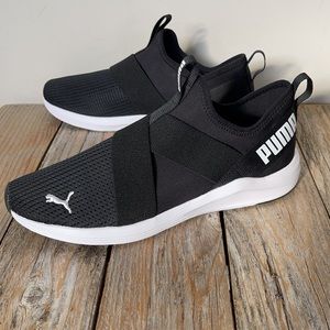 prowl slip on women's training shoes